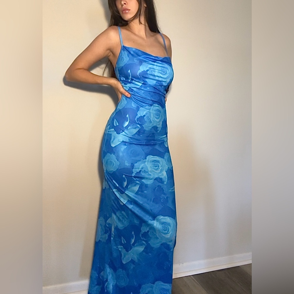 Skin tight blue floral dress